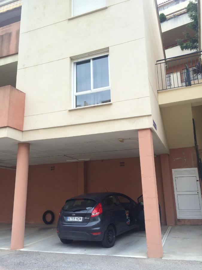 Piso En Zona Tranquila De - Torrequebrada Golf Lejlighed Benalmádena Eksteriør billede
